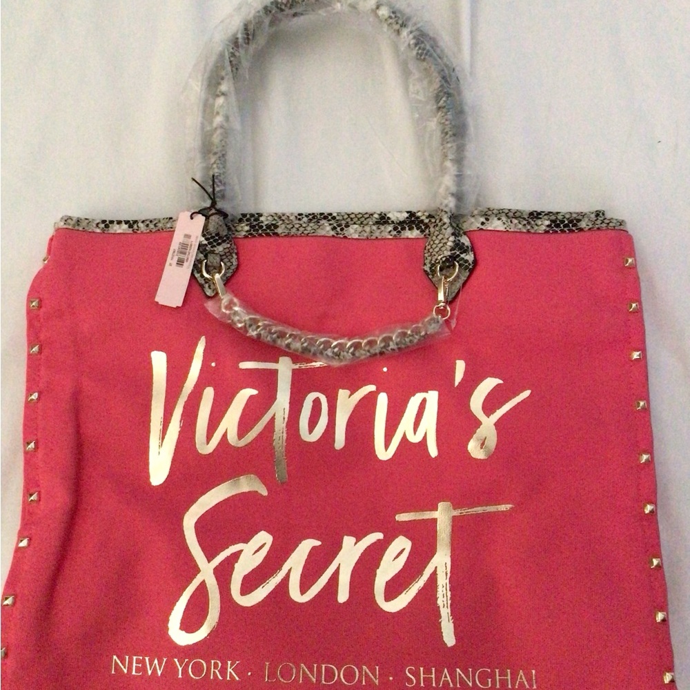NWT Victoria’s Secret tote
